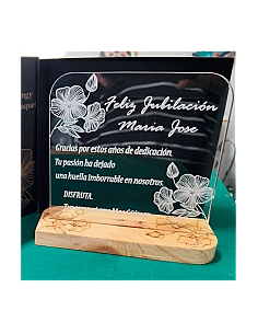 Placa conmemorativa con base en madera MDF 2