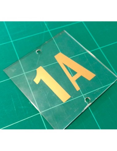 PLACA METACRILATO 9,5 X 9,5 CM