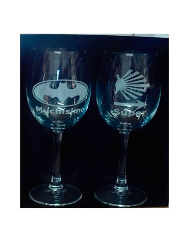 PACK  DE DOS COPAS DE  VINO GRABADA CON CAJA