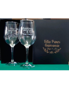 PACK  DE DOS COPAS DE  VINO GRABADA CON CAJA